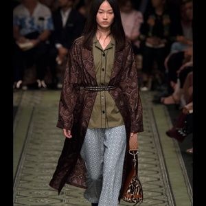 Burberry Runway 2016 silk robe New Unworn size US 2